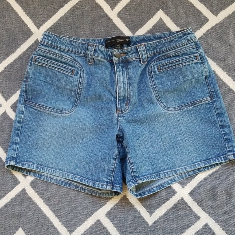 Venezia Denim Shorts, Size 18